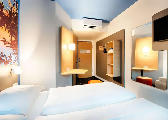 Отель B&B Hotel Kempten 3*