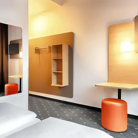 B&B Hotel Kempten ホテル 3*